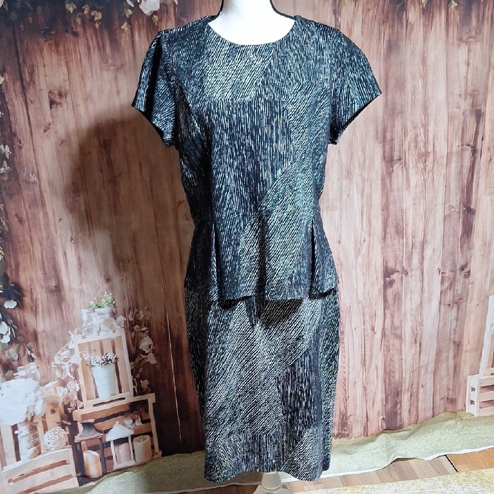 Liz Claiborne Black and Gray Skirt Set
